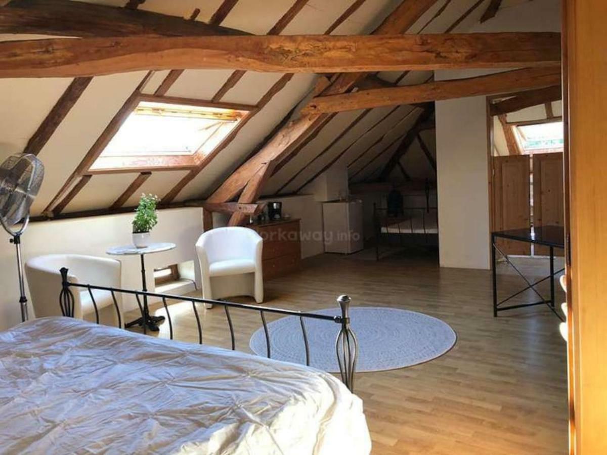 Bed and Breakfast En bord de rivière à Casseneuil Extérieur photo